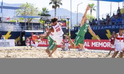 Plaj hentbolunda 17 Yaş Altı EHF Avrupa Şampiyonası Antalya'da başladı