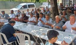 Tarsus’un Kırsal Mahallesinde İmeceyle Aşure Kaynadı