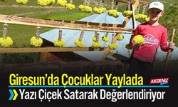 Çocuklar Yaylada Yazı Çiçek Satarak Değerlendiriyor