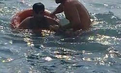Girdiği denizde boğulma tehlikesi geçirdi, hastanede öldü