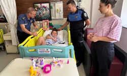 Mersin Emniyetinden Minik Alya’yı Ziyaret