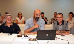 Alanya Belediye Tiyatrosu Yeni Sezona "Palto" ile Başlıyor
