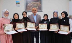 Bayburt'ta hafızlar belgelerine kavuştu