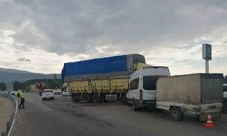 Tokat Niksar'da Fındık İşçilerini Taşıyan Minibüs Kaza Yaptı