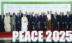 Barış Zirvesi’nde Liderlerden Aile Fotoğrafı