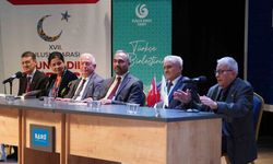 Bartın Üniversitesi'nde "Dünya Dili Türkçe" Masaya Yatırıldı