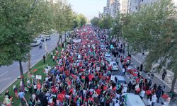 Binlerce Kişiden Filistin’e Güçlü Destek Yürüyüşü