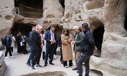 Işın Karaca Niğde'nin Tarihi ve Lezzetlerini Keşfetti