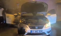 Kurtalan’da seyir halindeki araç alev aldı