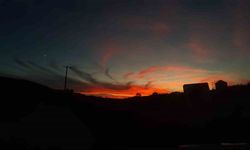 Mudurnu'da Güneş Batışı, Dağları Kızıla Boyadı