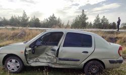 Uşak Eşme’de Trafik Kazası; 1’i bebek 5 yaralı