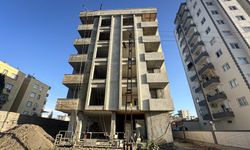 Adana’da İnşaat Faciası: 4. Kattan Düşen İşçi Hayatını Kaybetti