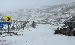 Adana’nın Yoğun Kar Yağışı; Feke'de Ekipler Seferber Oldu