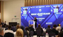 Bakan Göktaş "Esnaf Ailesi Olmak" projesi galasında