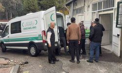 Gaziantep’te Öğretmen Otobüs Beklerken Kalp Krizi Geçirdi