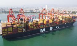 Mersin Limanı’na 400 Metrelik Dev Gemi