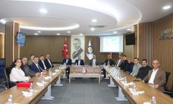 MHP Mersin Milletvekili Levent Uysal’dan Tarsus Ticaret Borsası'na Ziyaret