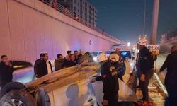 Kontrolden Çıkan Otomobil Devrildi