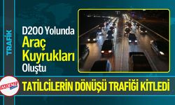 Tatilcilerin Dönüşü Trafiği Kitledi