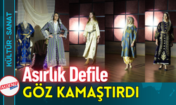 Asırlık Kadın Kıyafetleri Defilesi Göz Kamaştırdı!