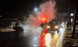 Park Halindeki Otomobil Alevlere Teslim Oldu