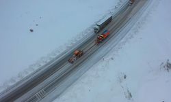 Doğu'da Kış Başladı: Karayolları Alarmda