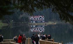 Gölcük’te Simge Evin Yansımasından Kartpostallık Manzara