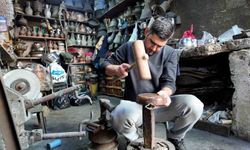 Devlet Sanatçısı Bakırcı Siirt’te Çekiç Sallıyor