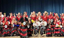 Sevgi_li Günebakanlar Kadın Darbuka Grubu Ritim Tuttu