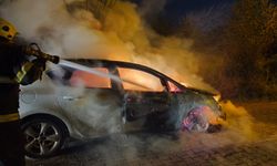 Hatay'da otomobilde çıkan yangın söndürüldü