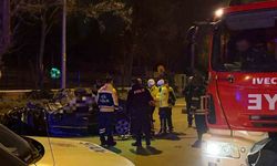 Kaldırıma çarpan otomobil 200 metre savruldu