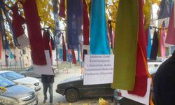 Çalışma Bakanlığı Önünde İlginç Eylem