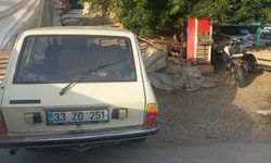 Mersin'de Kritik Kavşak Kazası: Sürücüsü Hastanelik Oldu