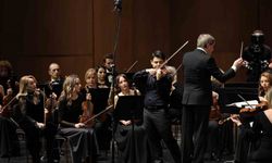 Robert Lakatos ve Alfonso Scarano Sahnede