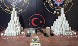 İzmir'de Sevgili Çift Narkotikten Yakalandı