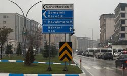 Yüksekova’da Şiddetli Yağış Uçuşları İptal Ettirdi