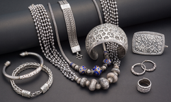 Altın Takıların Yerini Gümüş Tasarımlar Alıyor!