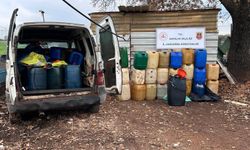 Antalya'da Tonlarca Kaçak Yakıt Ve Ruhsatsız Silah Yakalandı