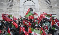 Galata Köprüsü'nde İnsanlık Seli: 'Filistin'i Unutmuyoruz'