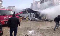 Hatay’da Şantiye Yangını: İşçi Yatakhanesi Alev Alev