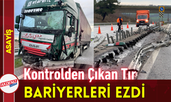 Kontrolden Çıkan Tır Bariyerleri Ezdi!