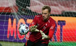 Kara Kartal'ın Kalesi Mert Günok, Beşiktaş'a Veda Etti!