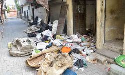 Seyhan’da Çöp Eve Ekipler Müdahale Etti