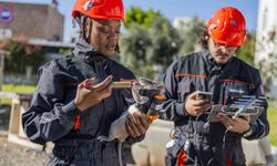 Türkiye'de İlk: Eğitimli Fareler Arama Kurtarma Timinde