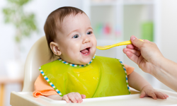 Uzmanlardan Bebek Mamalarında Toksin Uyarısı!