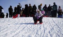 Zigana Dağı’nda Sömestr: Tatilciler Zirveye Akın Etti!