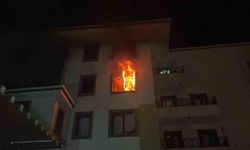 Evi Ateşe Verdi: 10 Kişi Dumandan Etkilendi
