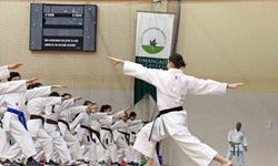 Osmangazi’de Karate Coşkusu: 300 Sporcu Kuşak Atladı