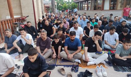Osmaniye'de Kurban Bayramı namazı kılındı
