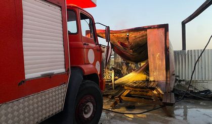 Antalya'da işçilerin kaldığı konteyner yandı